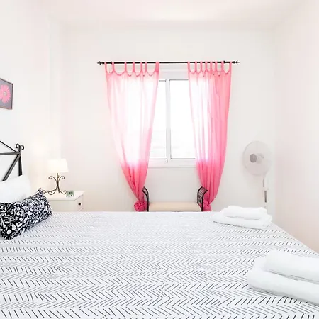 Home2book Cozy Sea Views