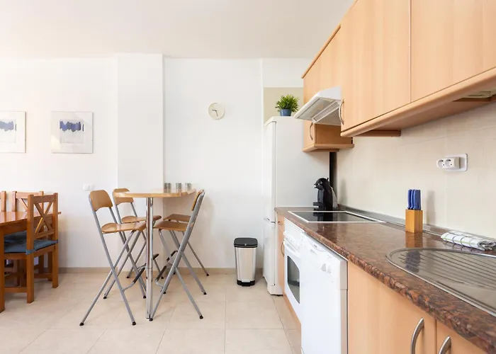 Home2book Cozy Sea Views *