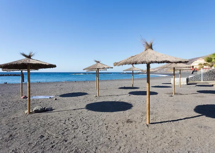 Home2book Cozy Sea Views Apartament